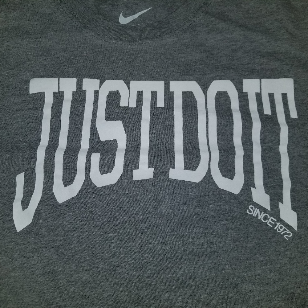 Nike tee shirt